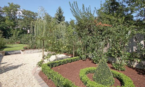 Gartengestaltung mit Gärtner Service aus Mülheim-Kärlich